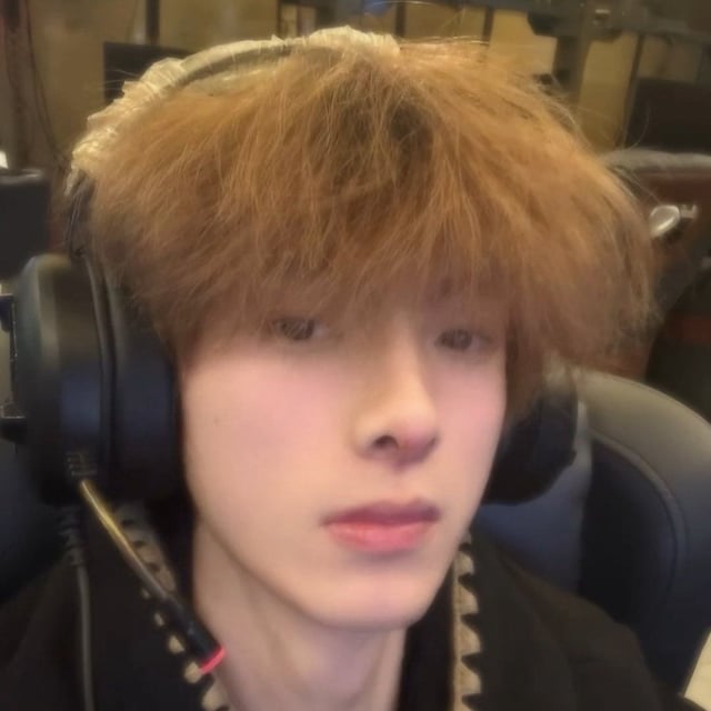 shimis pfp