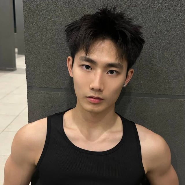 GG鹿海阳 pfp